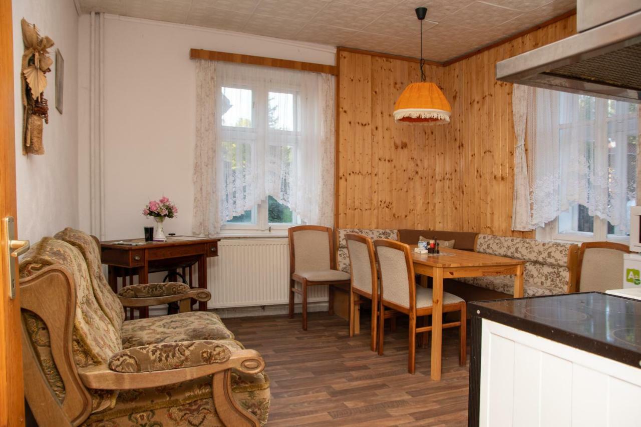 Apartmany U Kocoura Pod Klinovcem Kovarska Ngoại thất bức ảnh
