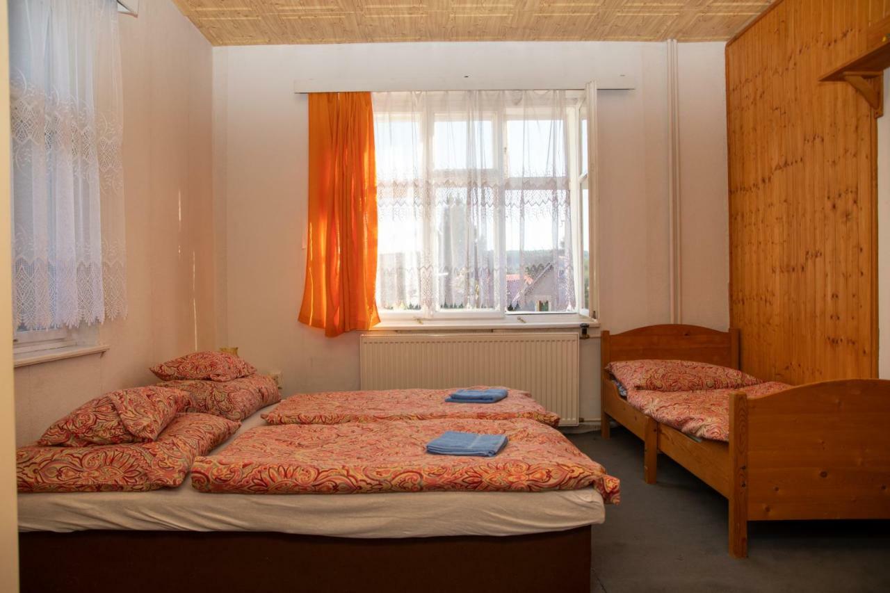 Apartmany U Kocoura Pod Klinovcem Kovarska Ngoại thất bức ảnh